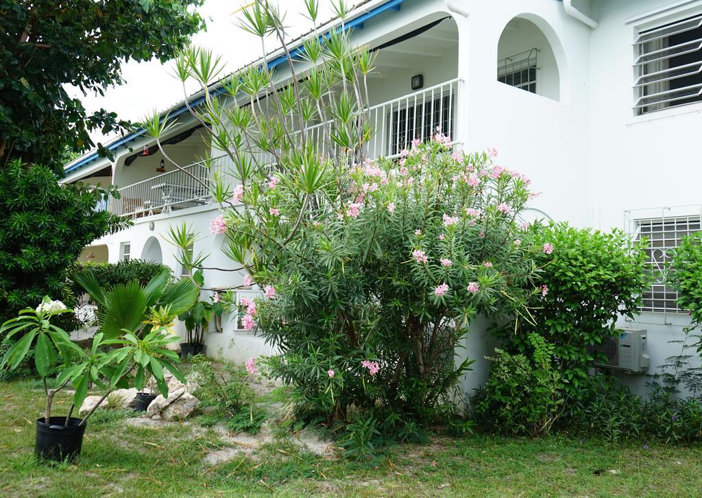 Lagoon Marina Apartments Koolbaai Exterior photo